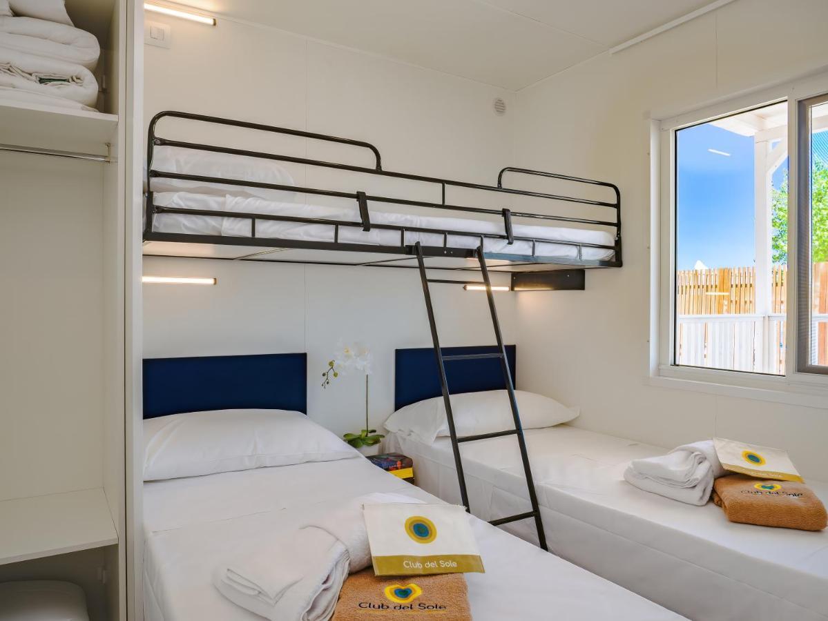 Club Del Sole Pini Boutique Resort Punta Marina Eksteriør billede
